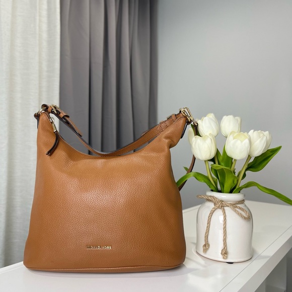 Michael Kors Lupita Large Hobo Leather - Picture 8 of 8